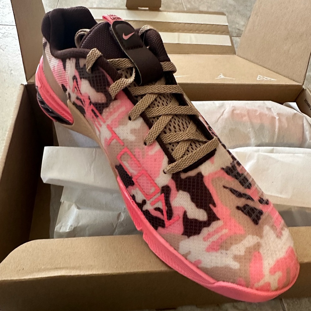 NIB Nike Metcon Women’s size 9